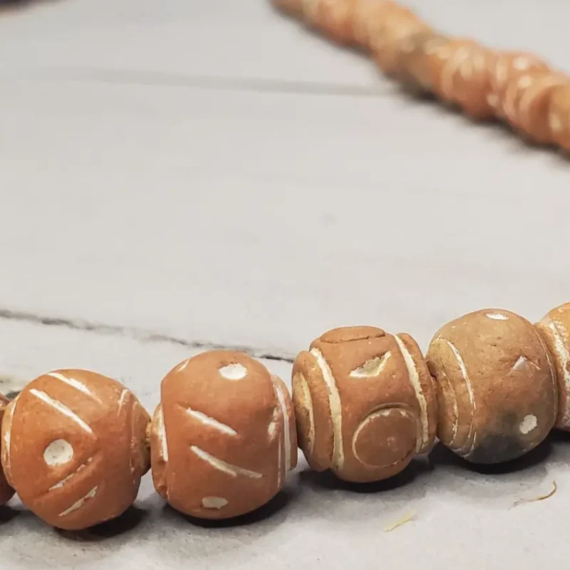 Gene Vintage Clay Beads - Brown
